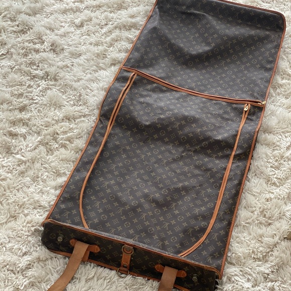 Louis Vuitton Vintage Monogram Garnment Carrier - Picture 2 of 9